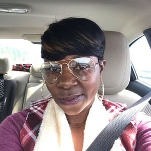 Meet your Posher, Jacques